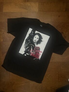 Black Graphic Short Sleeve Tee with Selena Portrait